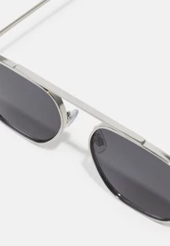 Pier One Sonnenbrille - Silver-coloured 9 Pier One Sonnenbrille - Silver-coloured -Pier One 7d8386e687b348308fc460282594e4fb