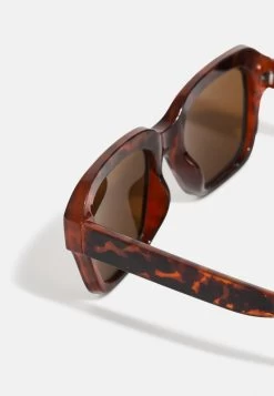 Pier One UNISEX - Sonnenbrille - Black -Pier One faad10b8a5a2445f865f09b5d12427d1